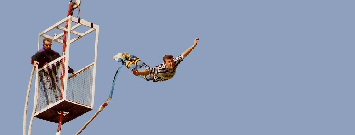 Saut a l’élastique à Bayeux